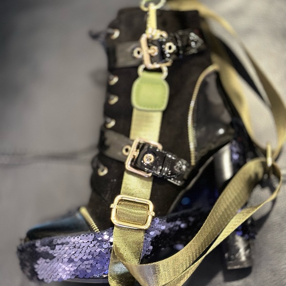 The Kyrie Black Trekker Heeled Boot - Picture 6 of 6